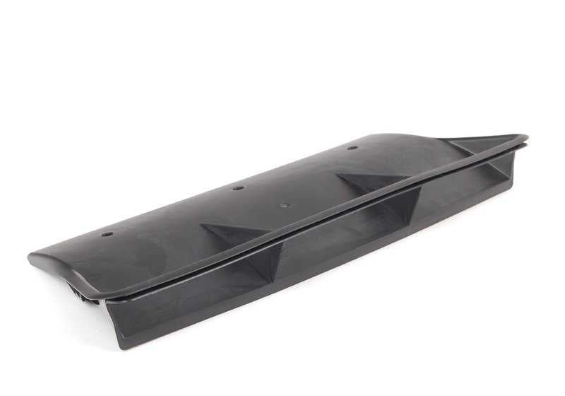 Difusor trasero OEM 51127026169 para BMW X5 E53. Compatible con todos los modelos BMW X5 E53. Pieza original BMW. Ideal para sustituir el difusor dañado o desgastado del parachoques trasero.