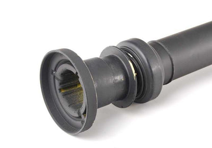 Eje de transmisión automático OEM 26107638486 para BMW F30, F31, F32, F33, F36 335i con cambio automático y tracción trasera. Original BMW.