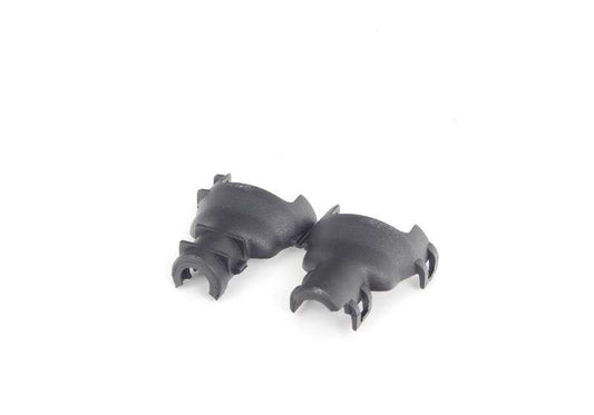 Toma de tubo OEM 12521707749 para BMW E81, E82, E87, E88, E90, E91, E92, E93, E60, E61, E63, E64, E65, E66, E84, E83, E53, E70, E71. Original BMW.