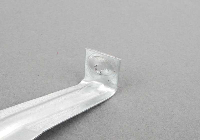 Right bracket for BMW 3 Series E30 (OEM 16111177347). Original BMW