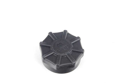 Tapa de cierre OEM 32411141132 para BMW E31, E32, E34. Recambio original BMW. Ideal para el depósito de aceite o sistema de dirección asistida. Fácil de buscar como "tapón depósito BMW".