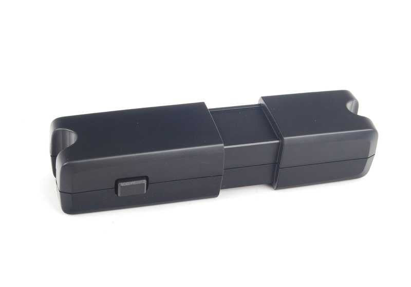 Soporte base universal Travel & Comfort OEM 51952354323 para MINI R50, R53, R56, F56, F55, Clubman, Cabrio, Countryman... y más. Original MINI.