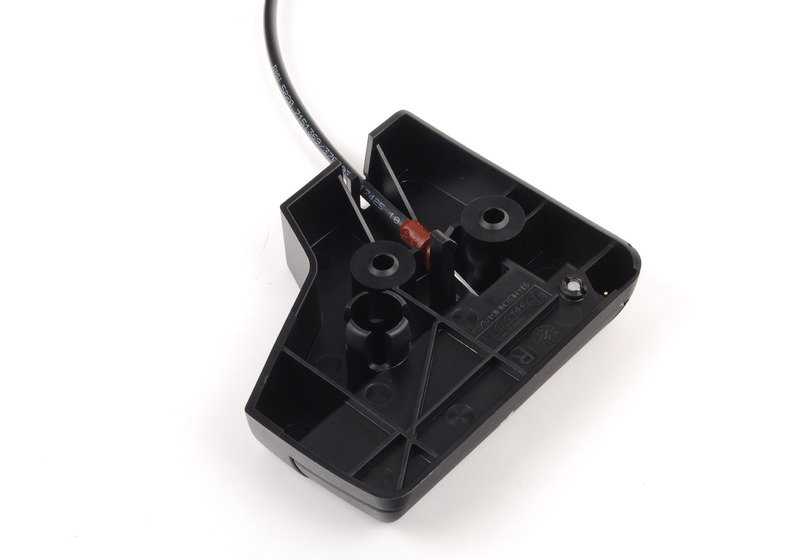 Right control unit for BMW 1 Series E82, 3 Series E90, E90N, E92, E92N (OEM 52207151370). Original BMW.
