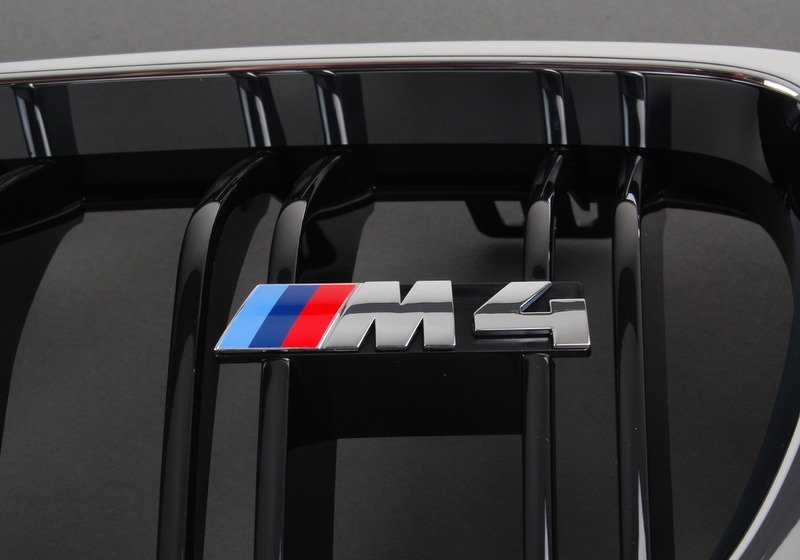 Rejilla embellecedora izquierda para BMW M4 F82, F83. Original BMW. OEM 51138054331.
