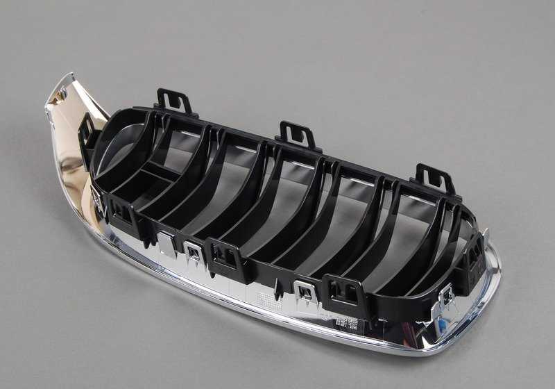 Rejilla embellecedora izquierda para BMW M4 F82, F83. Original BMW. OEM 51138054331.