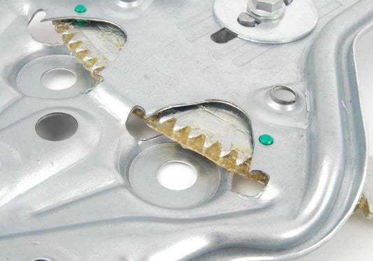 Elevalunas eléctrico delantero derecho OEM 51331935642 para BMW E30. Original BMW.