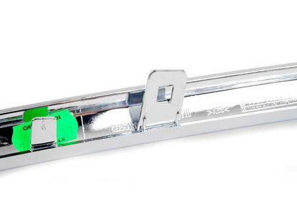 Moldura embellecedora frontal derecha OEM 51137145740 para BMW E65, E66. Original BMW.