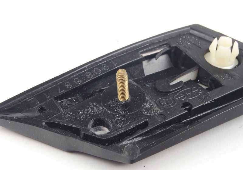Moulage arrière gauche OEM 51131908687 pour la série BMW 7 E32. BMW d'origine.