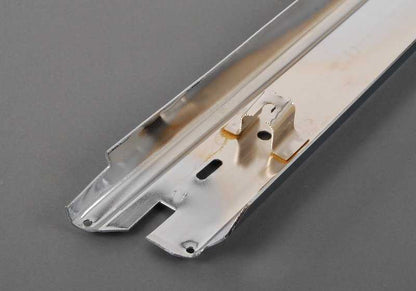Parachoques trasero derecho OEM 51121922162 para BMW Serie 3 E30. Original BMW.