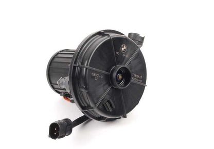 Bomba de ar secundária do OEM 11727838313 para BMW E90, E90N, E92, E92N, E93, E93N. BMW original.