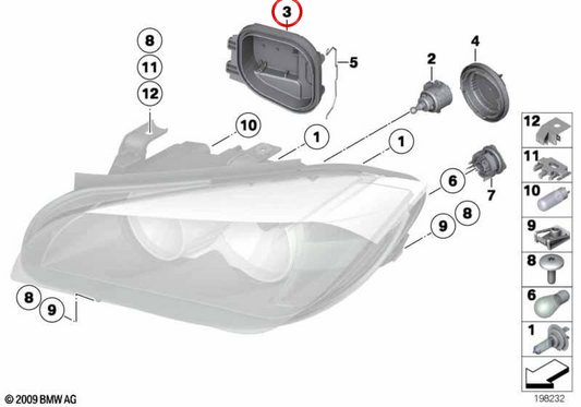 Coperchio di copertura per luce lunga a destra OEM 63112993432 per BMW E84. BMW originale.