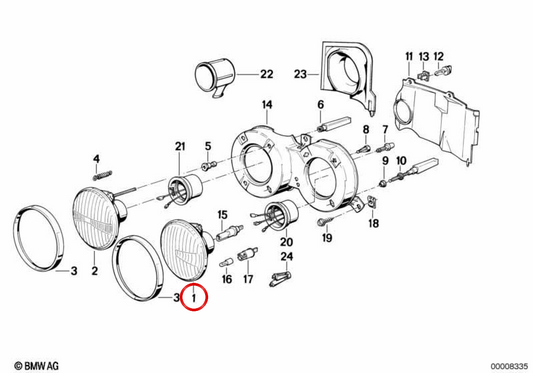 Luz traseira esquerda OEM 63121370909 para BMW E30. BMW genuíno.