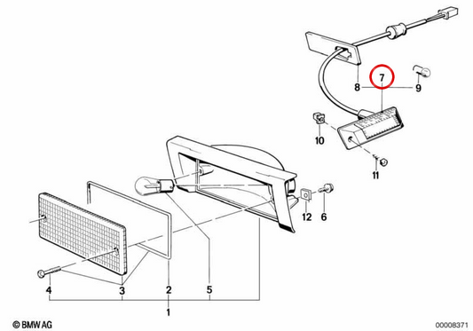 Pisca dianteiro esquerdo OEM 63131381253 para BMW Série 3 E30. BMW genuíno.