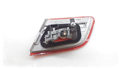Piloto trasero izquierdo en tapa del maletero OEM 63217252779 para BMW Serie 3 E92 LCI 316i, 318i, 320d, 320d xDrive (03/2010-06/2013)… y más. Original BMW.