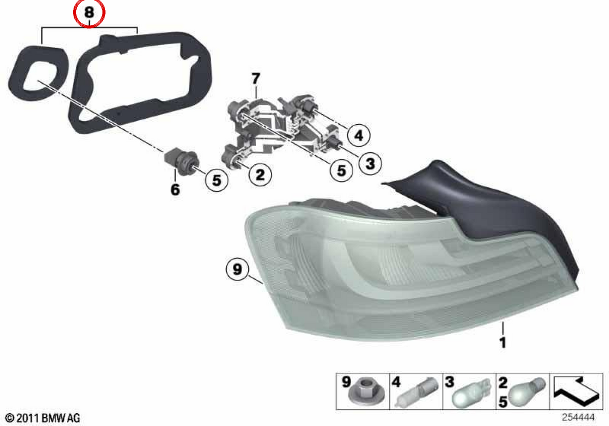 Piloto trasero derecho OEM 63217303320 para BMW Serie 1 E82, E88. Original BMW.
