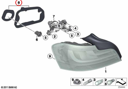 Piloto trasero derecho OEM 63217303320 para BMW Serie 1 E82, E88. Original BMW.
