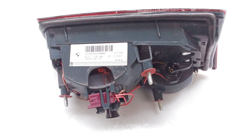 Right Rear Pilot OEM 63217370348 for BMW F11 (5 Touring) All compatible models. Original BMW spare.