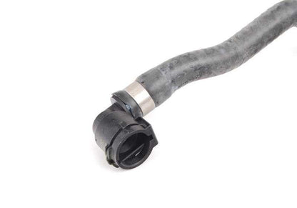 Manguera de refrigerante OEM 17127575428 para BMW F01, F02, F04, F06, F07 y F10 con motor N63. Compatible con modelos 750i, 750Li, 750i xDrive e Hybrid 7. Original BMW.