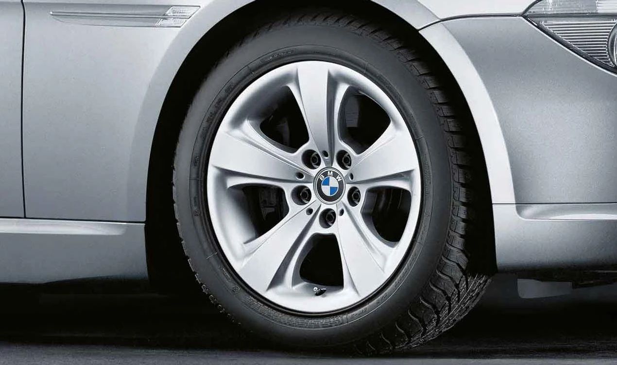 117 OEM style alloy tire 36116758776 for BMW E63, E63N, E64, E64N. Original BMW.