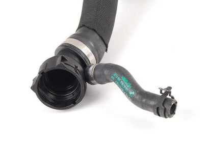 OEM -Kältemittelschlauch 17127575427 für BMW F07, F07N, F10, F10N, F11, F11N, F06, F06N, F12, F12N, F13, F13N, F01, F01N, F02, F02N. Original BMW.