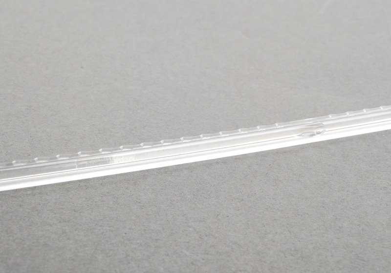 Guía de luz puerta izquierda OEM 63319288371 para BMW F15, F85, F16, F86. Repuesto original BMW.