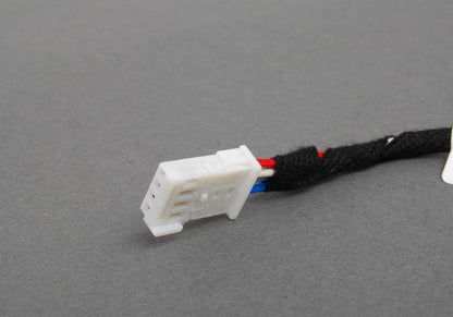 Cable de conexión para volante OEM 61102695146 para BMW E39 y E38. Compatible con volantes M Sport multifunción. Original BMW.