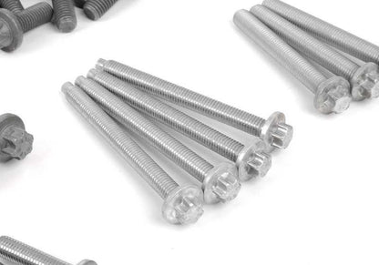 Aluminiumschraube für den OEM -Kurbelgehäuse 11110426590 für BMW 1 Serie (E81, E82, E87, E88), Serie 3 (E90, E91, E92, E93), Serie 5 (E60, E61, F10, F11), Serie 6 (E63 , E64), Serie 7 (E65, E66, F01, F02), X1 (E84), X3 (E83, F25), X5 (E70), Z4