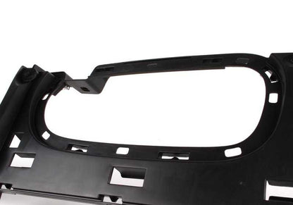 Inserisci il paraurti anteriore centrale per BMW X3 E83 (OEM 51113400898). BMW originale