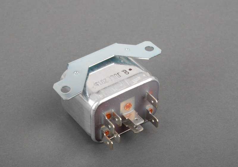 Relé de arranque OEM 61311357104 para BMW Motorrad R247 {R60/6, R75/6} modelos fabricados entre 1973 y 1976. Original BMW.