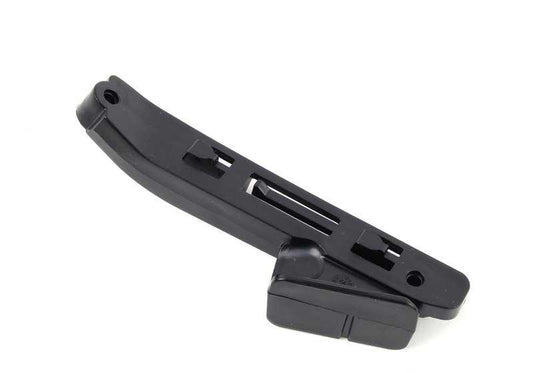 Guía lateral derecha paragolpes OEM 51117156556 para BMW E92, E93. Original BMW.