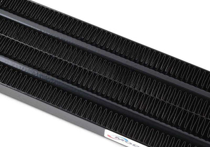 Tubo de refrigerante OEM 17113413195 para BMW X3 E83. Original BMW.