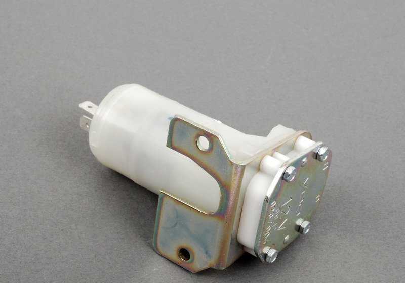 BMW Washingmp 5 E12 (OEM 61671359116). BMW originale