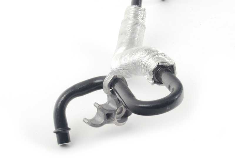 Pipe de refroidissement d'huile de transmission OEM 1722283580 pour BMW E90, E92, E93. BMW d'origine.