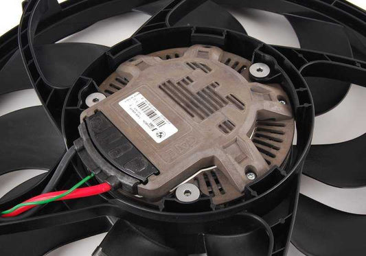 Carcaça do ventilador com ventilador para BMW Série 1 F20N, F21N, Série 2 F22, F23, F87, Série 3 F30, F31, F34, Série 4 F32, F33, F36 (OEM 17427640513). BMW original