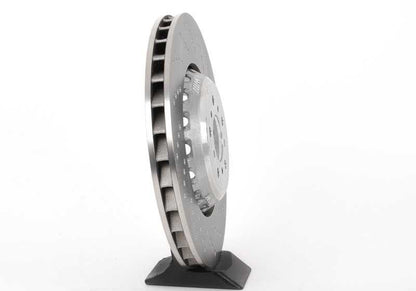 Disco de freno ventilado perforado derecho para BMW F10, F06, F12, F13 (OEM 34112284102). Original BMW