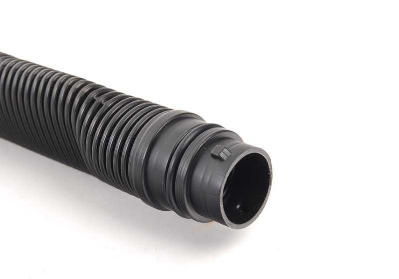 Filling nozzle for windshield wiper OEM 61667896455 for BMW E60, E61, E63 and E64 with S85 motor. Original BMW.
