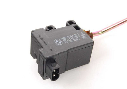 Motor actuador cierre centralizado OEM 67118360169 para BMW E36. Original BMW.