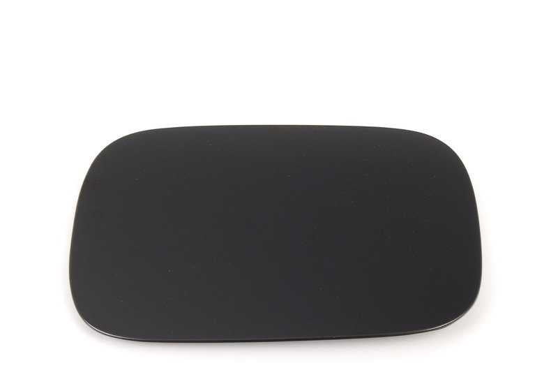 Tapa de llenado OEM 51177166825 para BMW E82, E88. Repuesto original BMW. Ideal para sustituir la compuerta del depósito de manera fácil y segura.