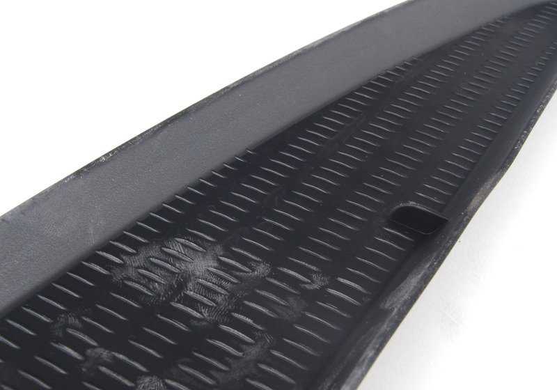 Alfombrilla trasera derecha OEM 51416987896 para BMW E70, E71, E72. Original BMW.