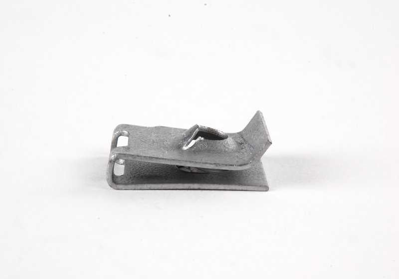 Tuerca clip OEM 07143421743 para BMW E46, E60, E61, E83. Original BMW.