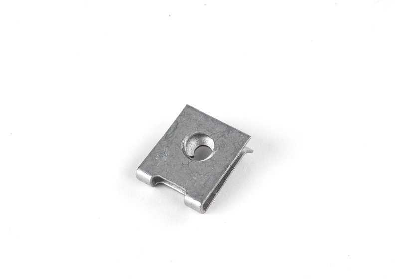 Tuerca clip OEM 07143421743 para BMW E46, E60, E61, E83. Original BMW.