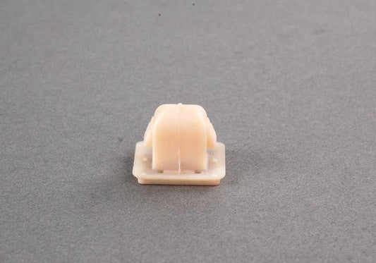 Inserto embellecedor OEM 51457000912 para BMW E39 (5er). Compatible con versiones: Edelholzausführung Vavona, Nussbaum, Bruyere Club, Muschelahorn burgund, Zierblenden aluminio/titan/gittergalvanik. Original BMW.