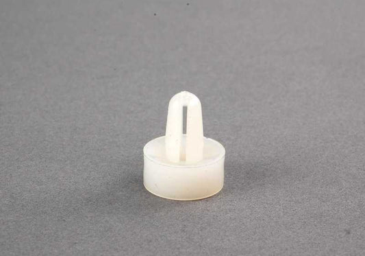 Tuerca de inserción OEM 51181973549 para BMW E30 y E34. Compatible con varios paneles y paragolpes. Pieza original BMW.