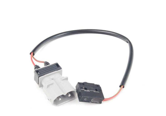 Mikroschalter OEM -Türschalter 61311387028 für BMW E36 (316i) und BMW Z3. Kompatibel mit manuellen und automatischen Änderungsversionen. Original BMW.