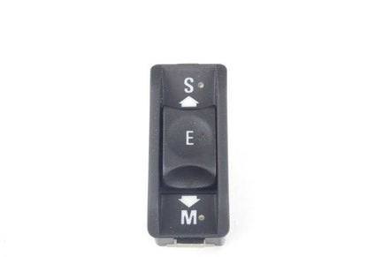 Interrupteur de changement automatique OEM 61311387034 pour BMW E36, E34, Z3. Compatible avec des modèles avec un changement automatique. Remplacement BMW d'origine.