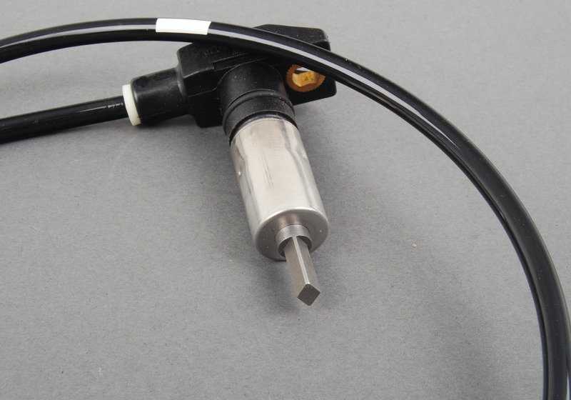 Sensore OEM ABS 34521154044 per BMW E28. Sensore di velocità Rueda originale del sistema freno ABS. Sostituzione BMW originale.