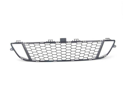 Rejilla central del parachoques delantero OEM 51118055434 para BMW F22 y F23. Original BMW.