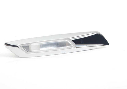 Intermitente lateral izquierdo OEM 63137199633 para BMW F07 (5 Series GT). Original BMW.