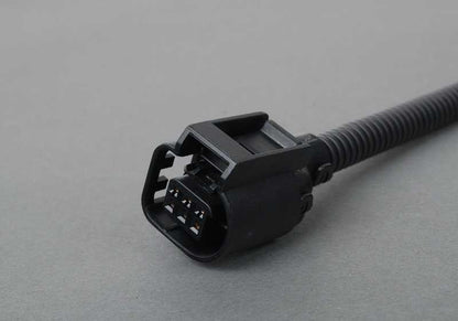 Cabo de reparo OEM 12517602973 para BMW E60, E63, E64, E70. Substitua parte da fiação do motor. BMW original.