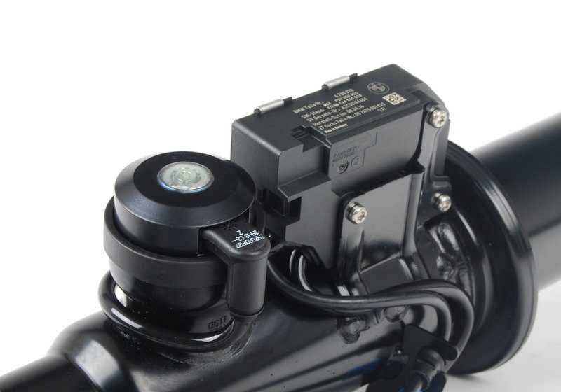 Pier-Front Right Front OEM 37116794532 für BMW X5 E70, x5 E70 LCI. Original BMW.